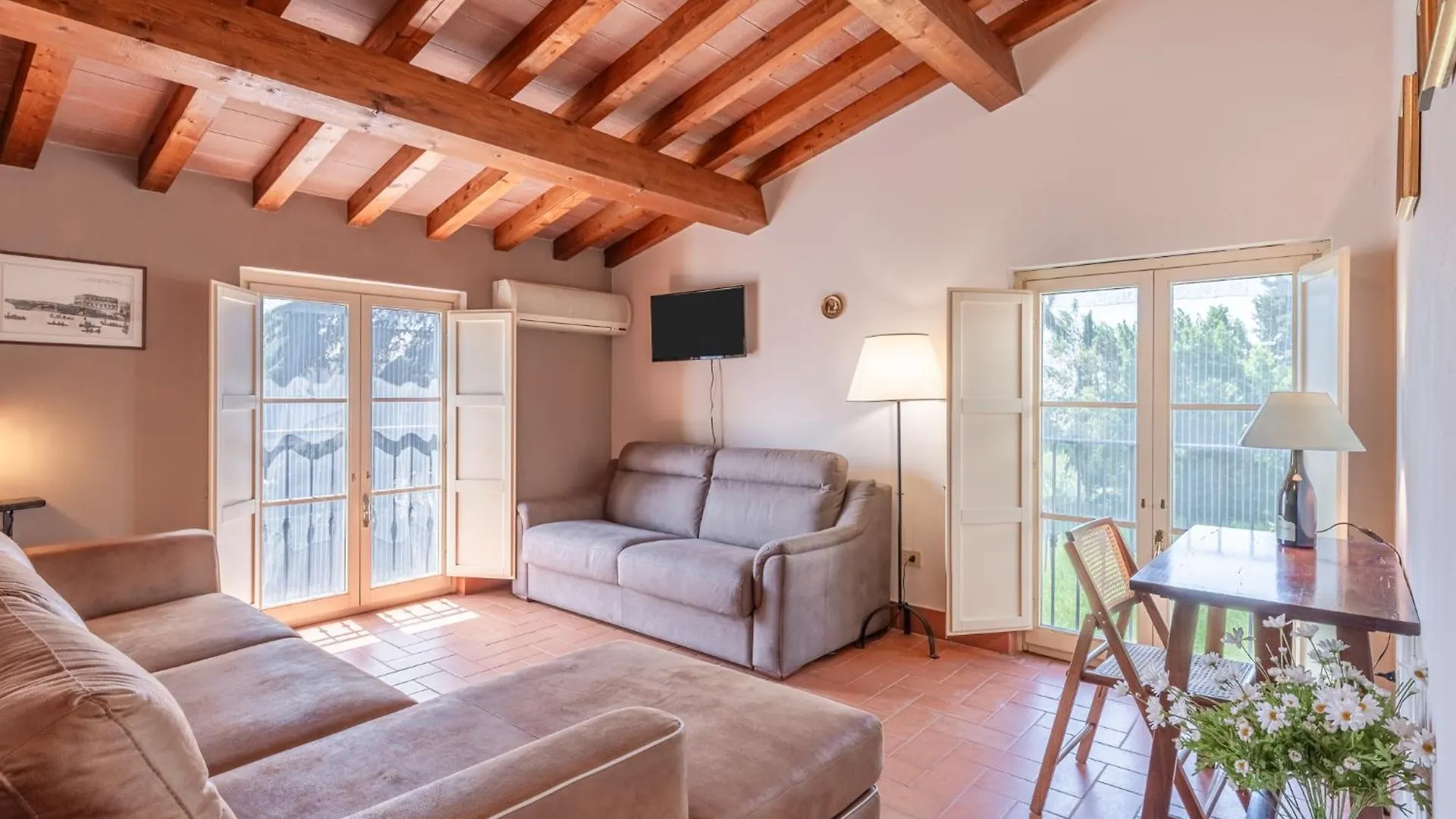 Villa Nobile Oasi Porcari 0*,  イタリア